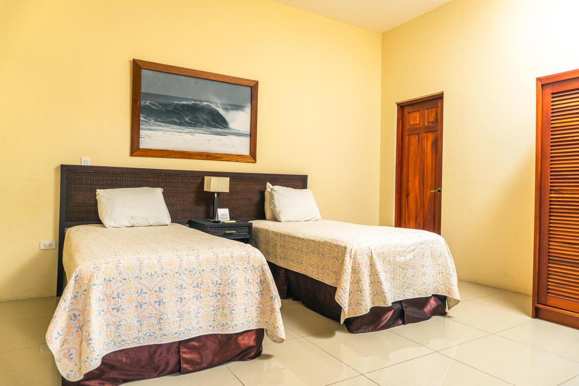 Plaza Marbella Hotel 4*