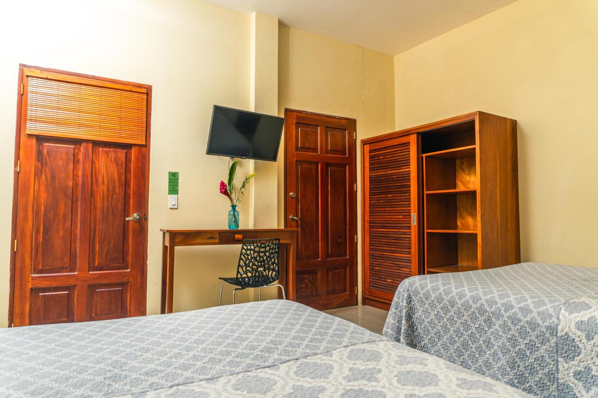 Plaza Marbella Hotel Granada